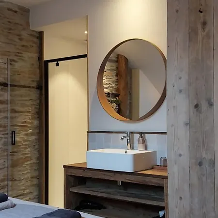 En Face Du Marronnier Cornimont