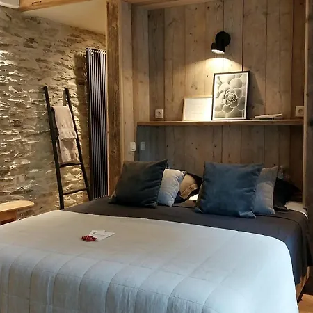 En Face Du Marronnier Bed and breakfast *