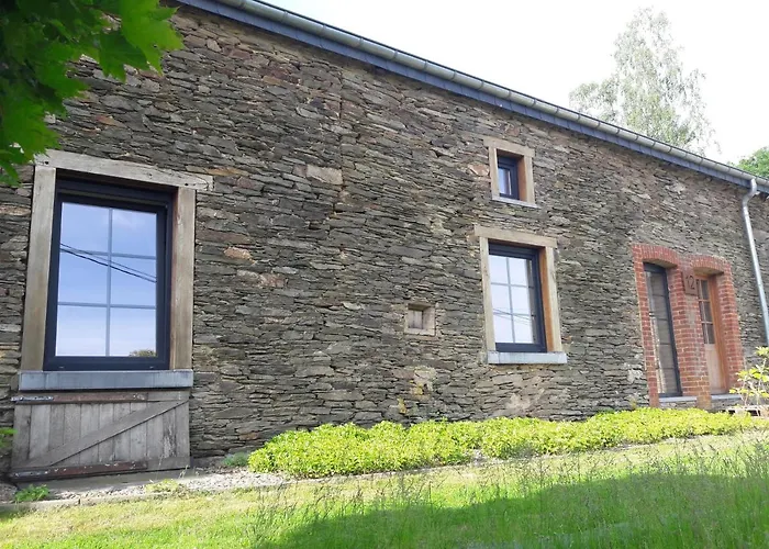 En Face Du Marronnier Bed & Breakfast *