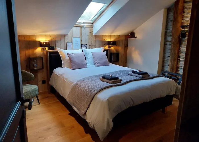 En Face Du Marronnier