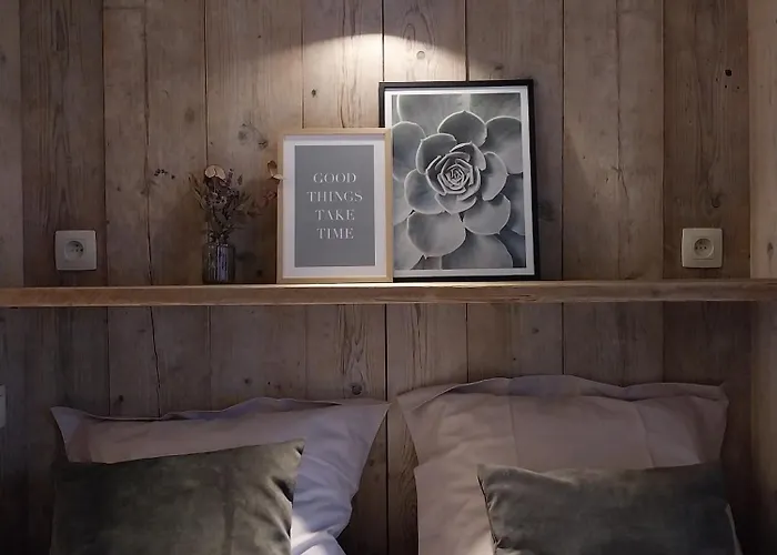 En Face Du Marronnier * Cornimont