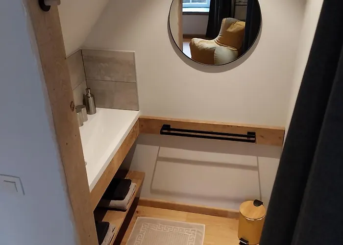 Panzió En Face Du Marronnier