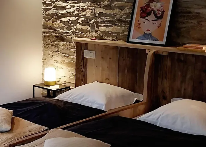 En Face Du Marronnier *