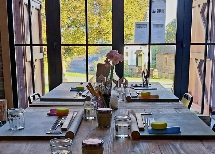 En Face Du Marronnier *